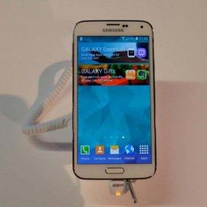 Обзор Samsung GALAXY S5: с заботой о владельце