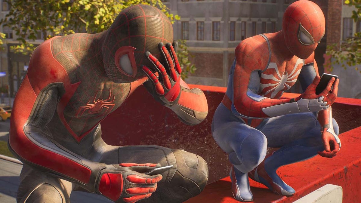 Патч для Spider-Man 2 случайно добавляет меню отладки, и возникает хаос