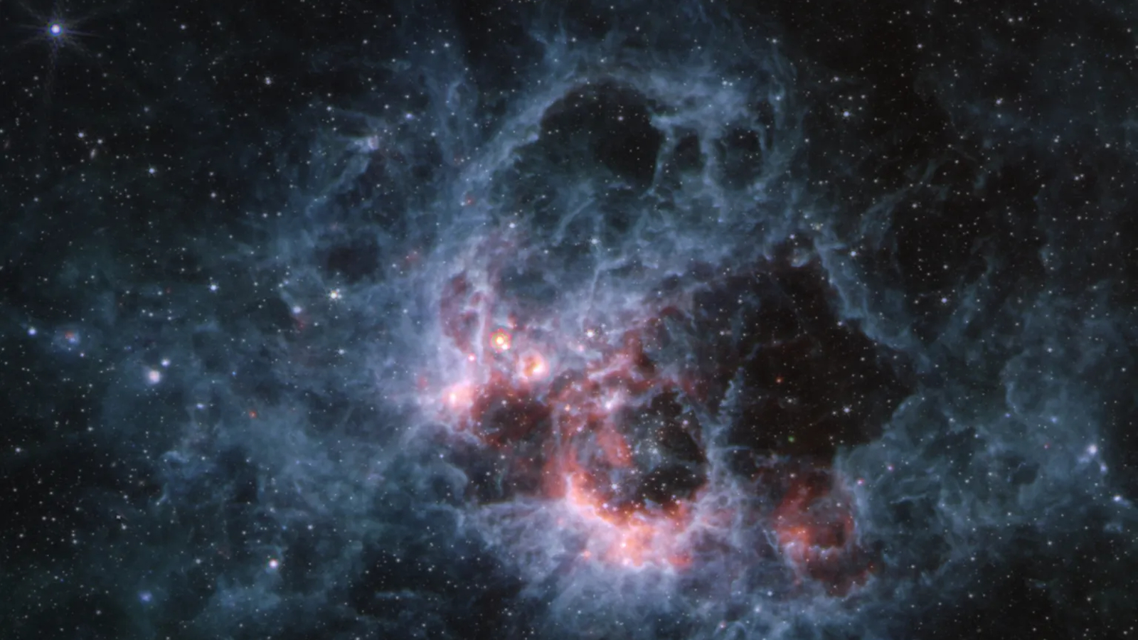 Гигантское облако голубого газа со звездами внутри