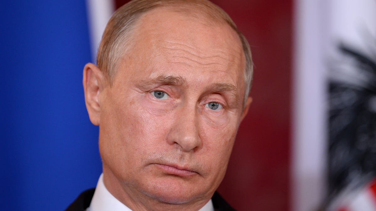 Путин хочет, чтобы Россия сделала PlayStation и Xbox конкурентом