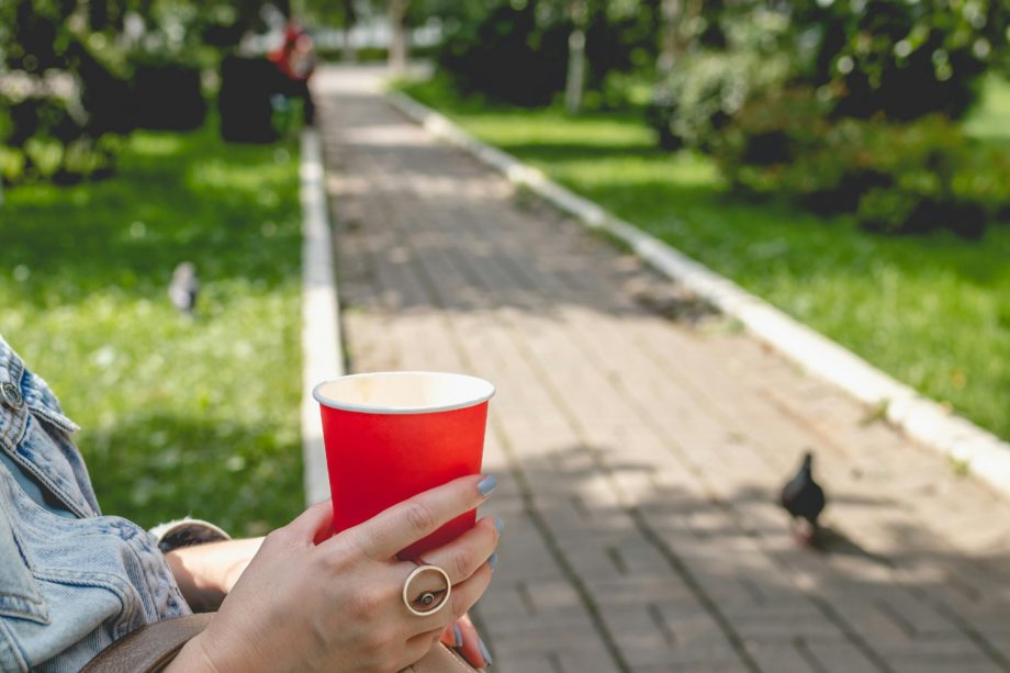 Исследование показало, что молодые люди стали меньше пить во время и после пандемии