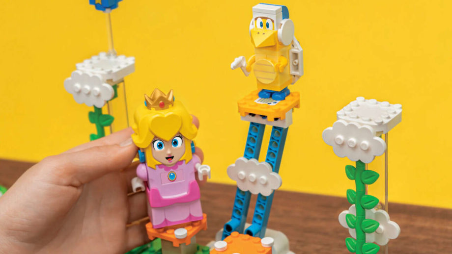 На набор Lego Princess Peach прямо сейчас скидка почти 50%